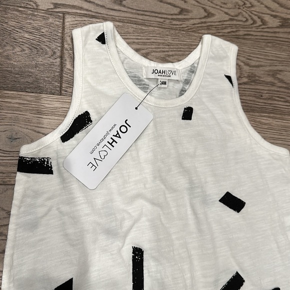 Duo of darling baby rompers - Picture 2 of 3